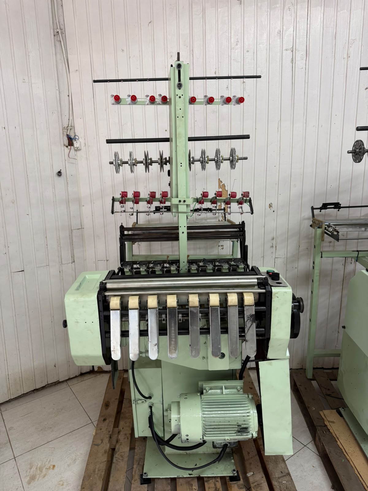 Teares de agulha modelo NF reformados a venda